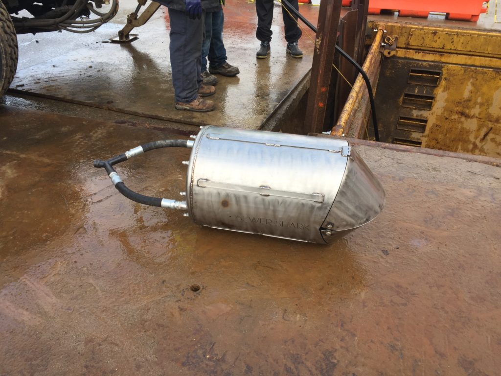 04092017 1985 A demo on a 48" trunk